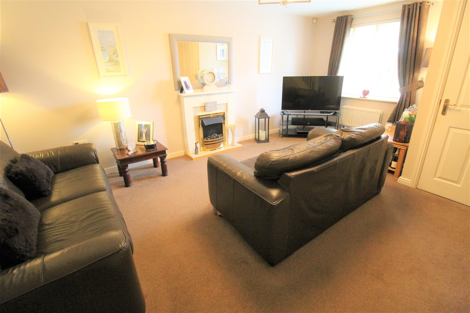 Sapphire Drive, Milton, Stoke-On-Trent